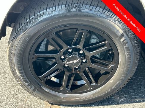 Used 2024 Toyota 4Runner SR5 Premium w/ Moonroof Package AWD/4WD image 28
