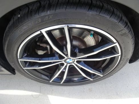 Used 2024 BMW 330i Sedan w/ M Sport Package RWD image 10