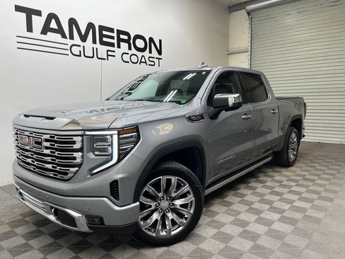 Used 2025 GMC Sierra 1500 Denali AWD/4WD image 1