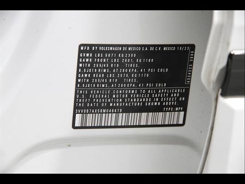Certified 2024 Volkswagen Tiguan SE R-Line AWD/4WD image 22