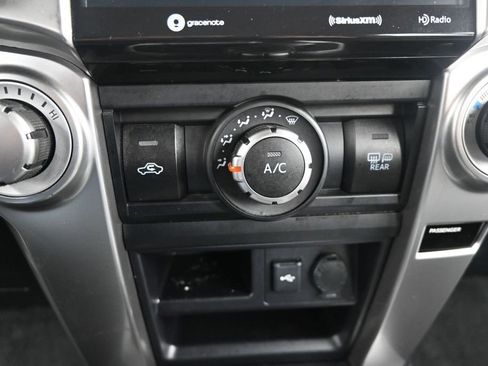 Used 2020 Toyota 4Runner SR5 Premium AWD/4WD image 20