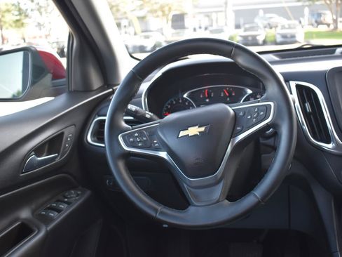 Used 2023 Chevrolet Equinox LT AWD/4WD image 28