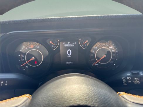 Used 2024 Jeep Wrangler Unlimited Sport AWD/4WD image 14