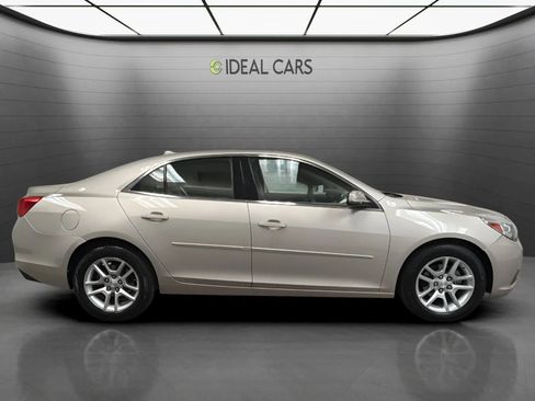 Used 2013 Chevrolet Malibu LT w/ Power Convenience Package FWD image 4
