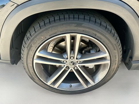 Used 2021 Mercedes-Benz GLE 350 image 36