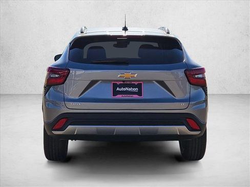 New 2026 Chevrolet Trax LT w/ LT Convenience Package image 8