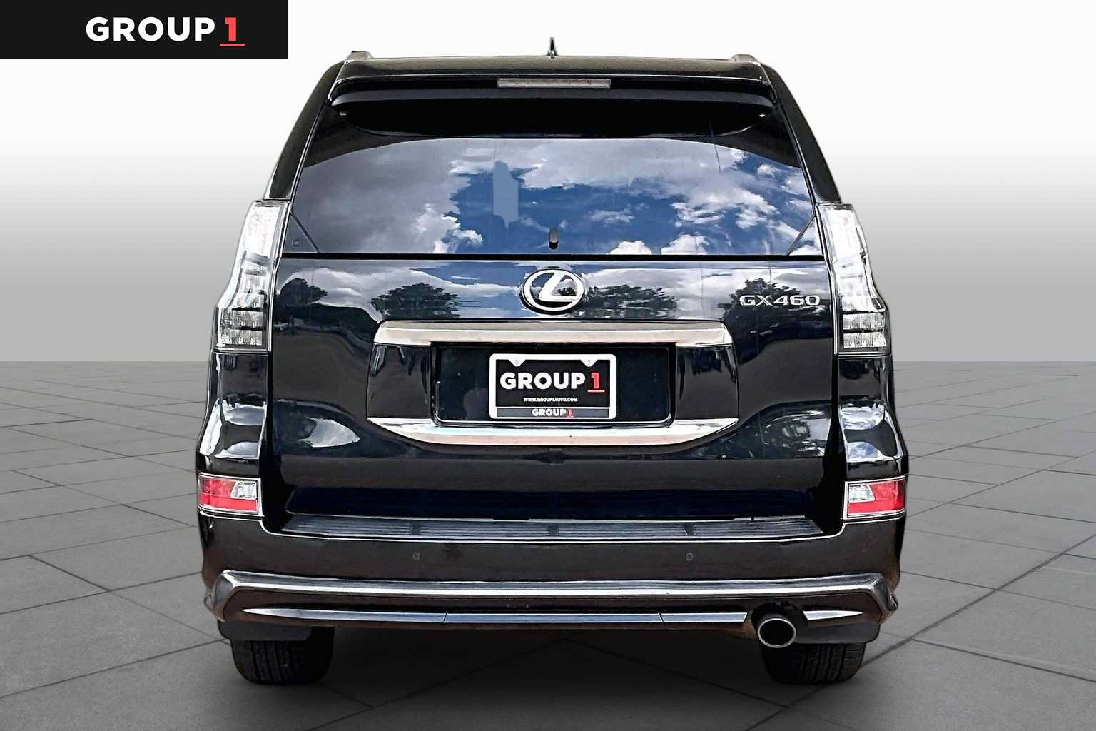 Certified 2023 Lexus GX 460 Luxury w/ Sport Design Package AWD/4WD image 5