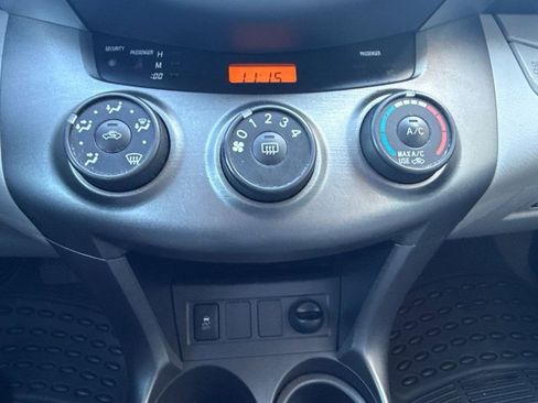 Used 2010 Toyota RAV4 4WD image 26
