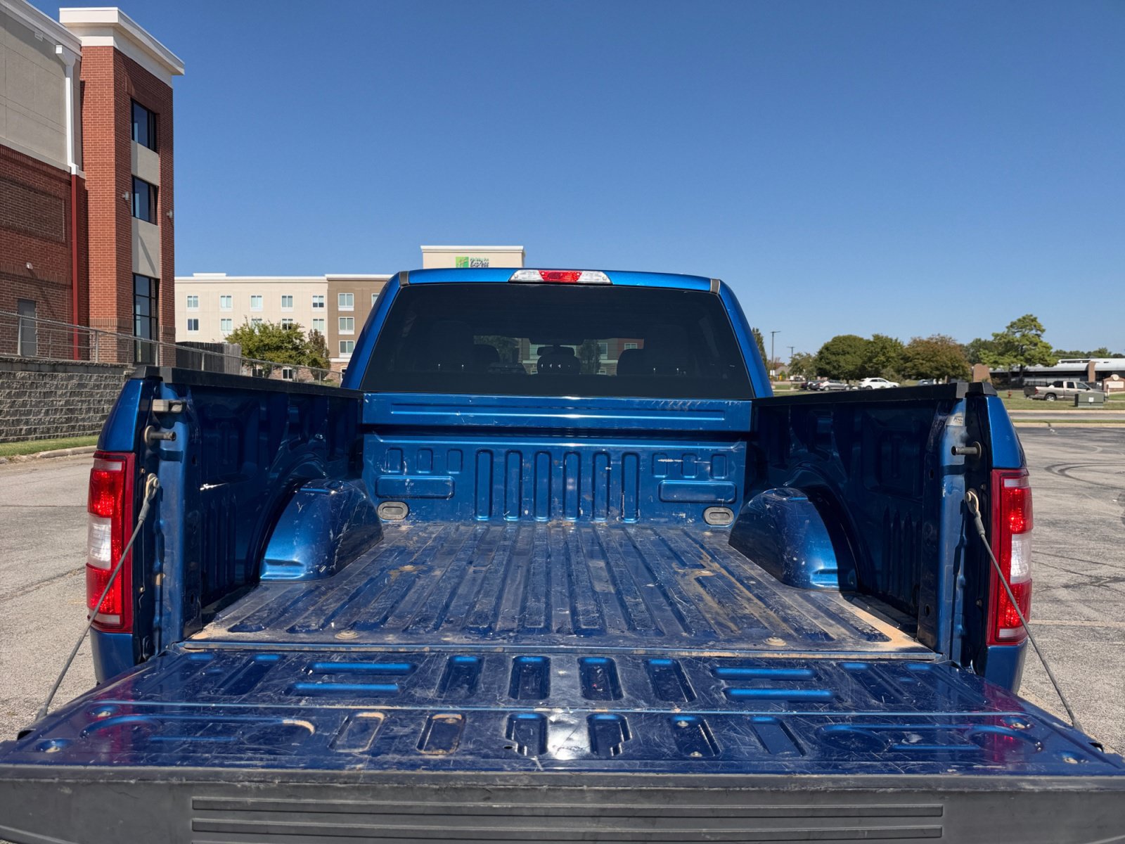 Used 2018 Ford F150 XL w/ Equipment Group 101A Mid AWD/4WD image 17