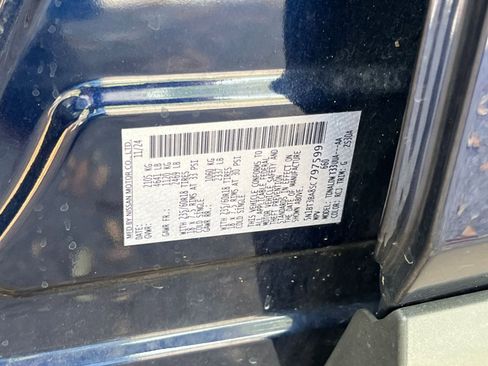 Used 2025 Nissan Rogue SV FWD image 30