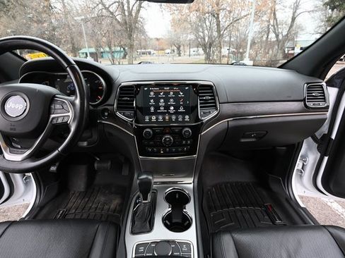 Used 2020 Jeep Grand Cherokee High Altitude image 2