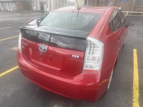 Used 2011 Toyota Prius Four image 8