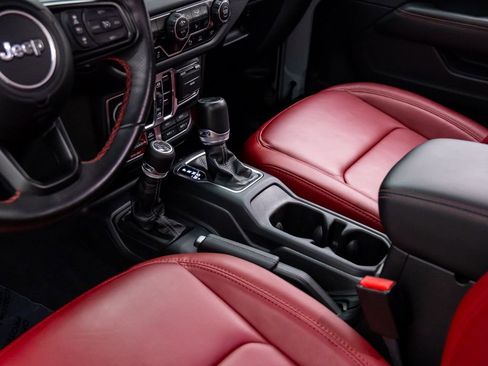 Used 2024 Jeep Wrangler Unlimited Rubicon 392 image 12