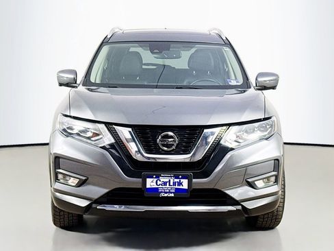 Used 2018 Nissan Rogue SL w/ Premium Package image 2