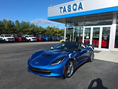 Used 2016 Chevrolet Corvette Stingray Convertible w/ 3LT Preferred Equipment Group image 2