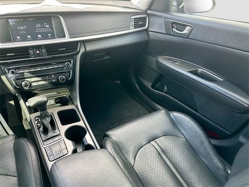 Used 2020 Kia Optima SE image 21