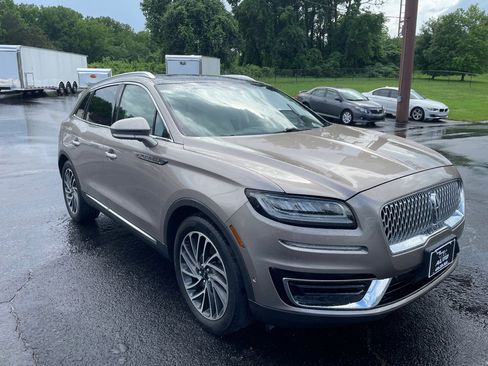 Used 2019 Lincoln Nautilus Reserve FWD image 8