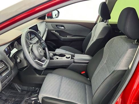 Used 2023 Nissan Rogue SV image 19