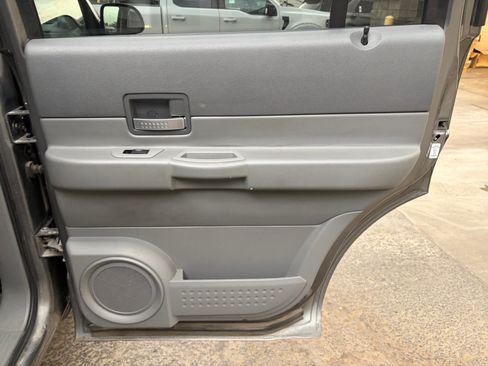 Used 2005 Dodge Durango SLT w/ Interior Convenience Group AWD/4WD image 28