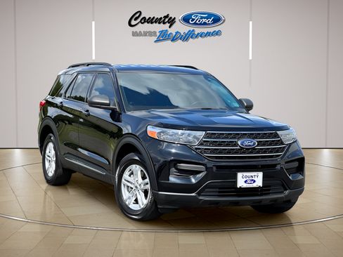 Used 2022 Ford Explorer XLT w/ Class IV Trailer Tow Package AWD/4WD image 1