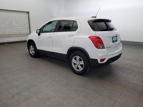 Used 2019 Chevrolet Trax LS w/ Tint and Cruise Package AWD/4WD image 3