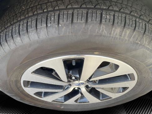 Certified 2025 Subaru Outback image 7