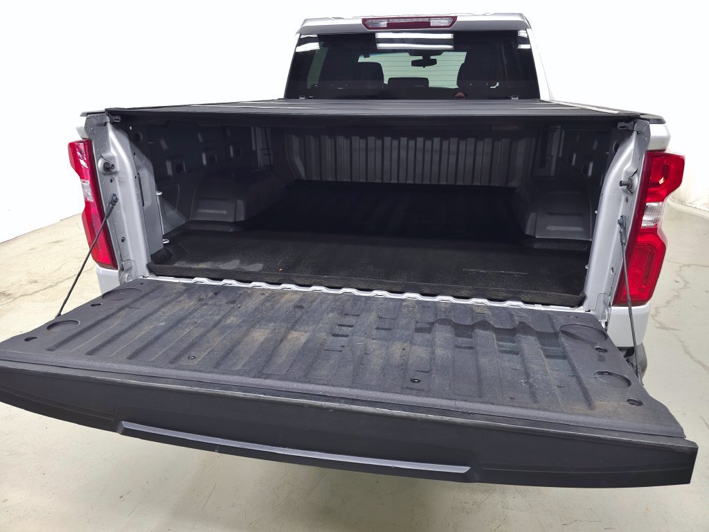 Used 2021 Chevrolet Silverado 1500 Custom Trail Boss w/ LPO, Dark Essentials Package AWD/4WD image 7