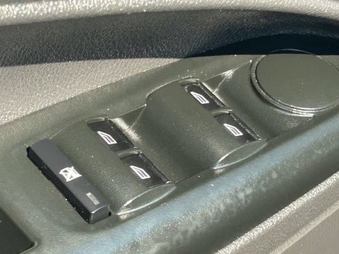 Used 2018 Ford Transit Connect XL FWD image 25