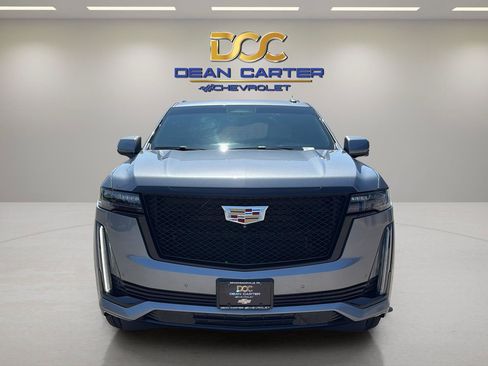 Used 2022 Cadillac Escalade ESV Sport AWD/4WD image 8