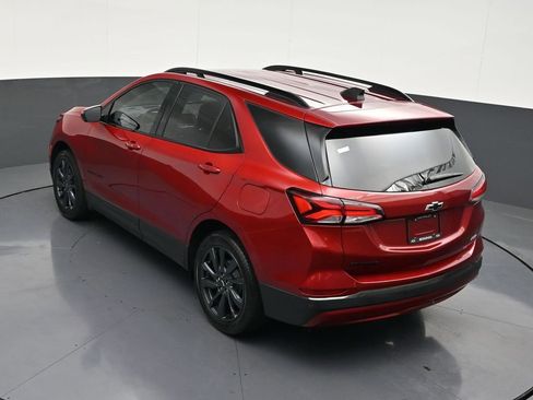 Used 2023 Chevrolet Equinox RS image 17