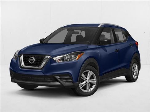 Used 2018 Nissan Kicks SV image 1