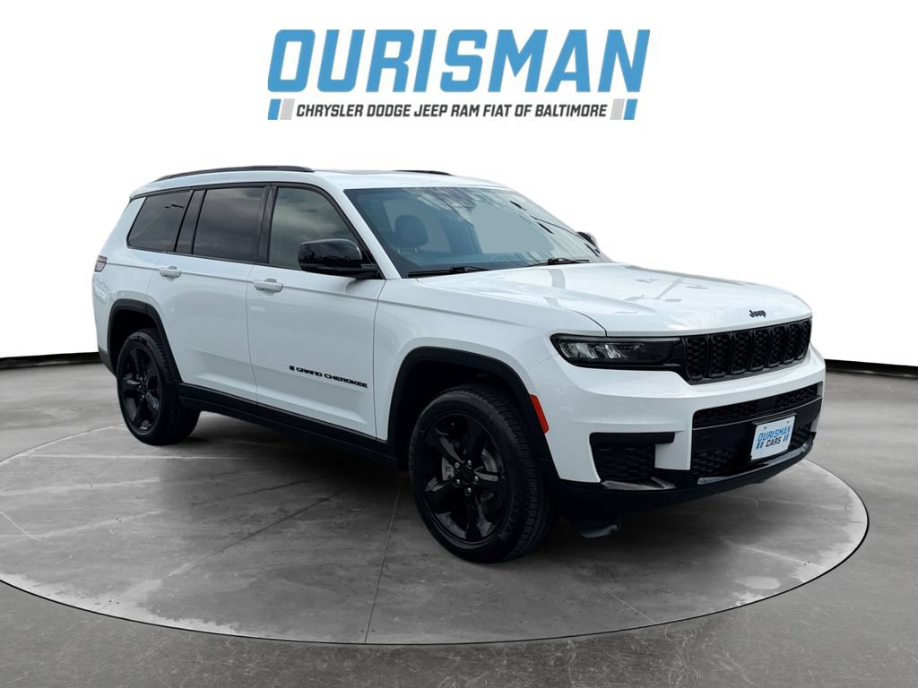 Used 2023 Jeep Grand Cherokee L Laredo AWD/4WD image 1