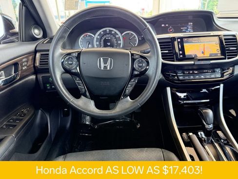 Used 2016 Honda Accord Touring image 12