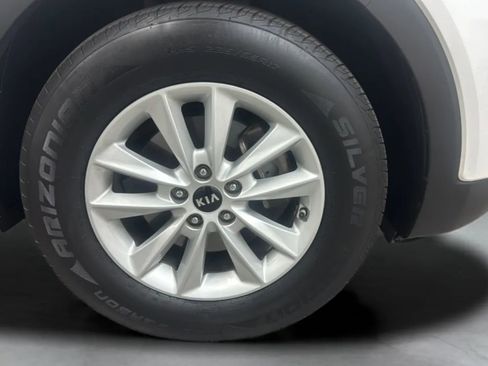 Used 2020 Kia Sorento LX w/ LX I4 Convenience Package FWD image 27