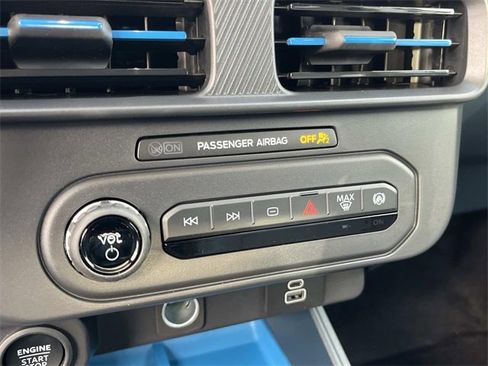 New 2025 Ford Maverick XLT w/ XLT Luxury Package image 31