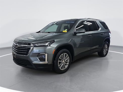 Certified 2023 Chevrolet Traverse LT image 9