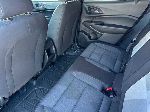 Used 2024 Chevrolet Trax RS w/ Sunroof Package image 14