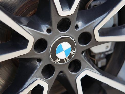 Used 2015 BMW X5 xDrive50i AWD/4WD image 18