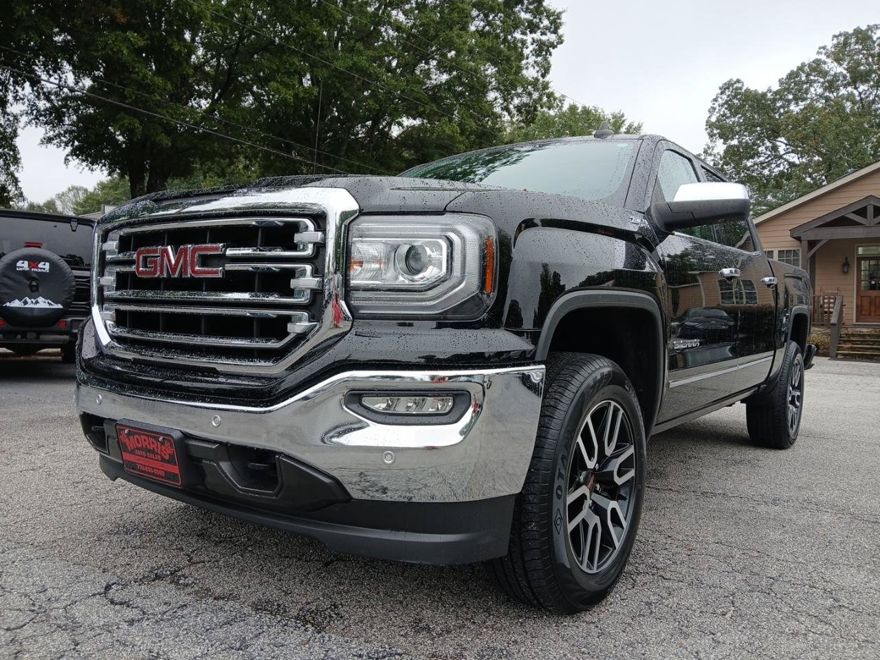 Used 2018 GMC Sierra 1500 SLT w/ SLT Premium Package AWD/4WD image 2