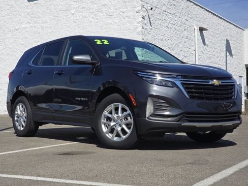 Used 2022 Chevrolet Equinox LT AWD/4WD image 2