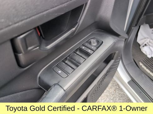 Certified 2024 Toyota Tacoma SR5 AWD/4WD image 13