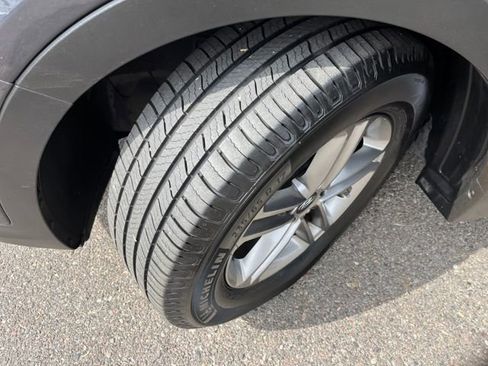 Used 2018 Hyundai Santa Fe Sport image 20