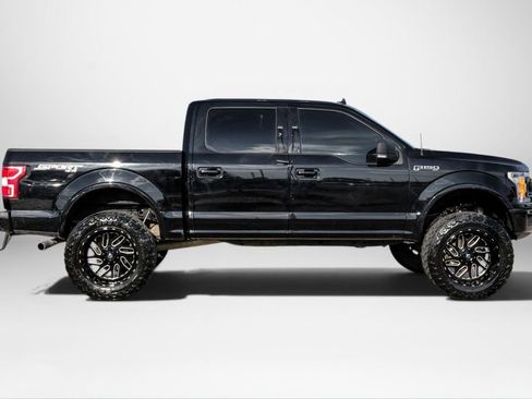 Used 2018 Ford F150 XLT w/ Equipment Group 302A Luxury AWD/4WD image 5