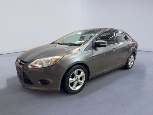 Used 2014 Ford Focus SE image 3