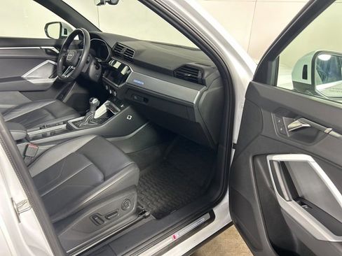 Used 2023 Audi Q3 2.0T Premium Plus w/ Premium Plus Package image 10