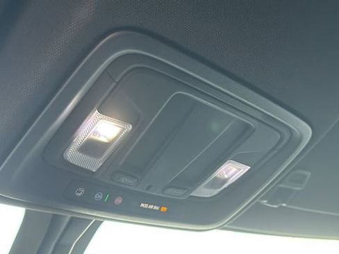 Used 2022 GMC Sierra 2500 AT4 w/ Gooseneck/5TH Wheel Package image 31