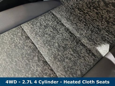 Used 2024 Chevrolet Colorado Z71 image 7