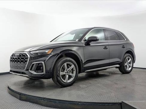 Used 2021 Audi Q5 2.0T Premium w/ Convenience Package AWD/4WD image 2