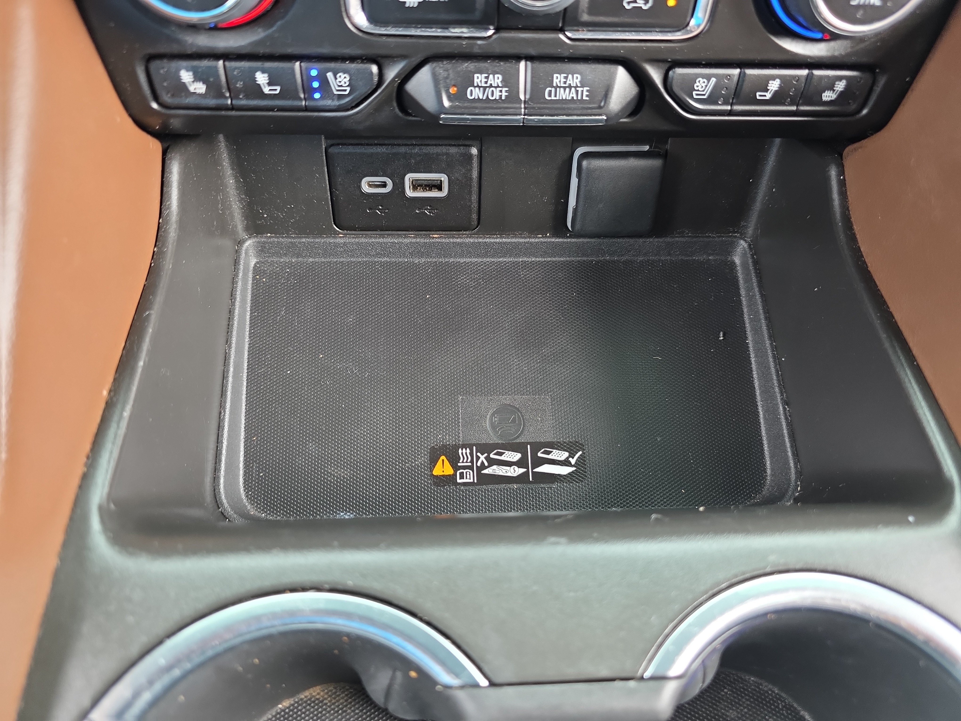 Used 2023 Chevrolet Tahoe High Country AWD/4WD image 25