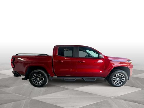 Used 2024 Chevrolet Colorado LT w/ LT Convenience Package III RWD image 9